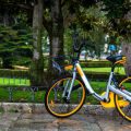 Zusatzbausteine für besondere Risiken: Glasbruch, Fahrradschutz, Garten- und Photovoltaikanlagen