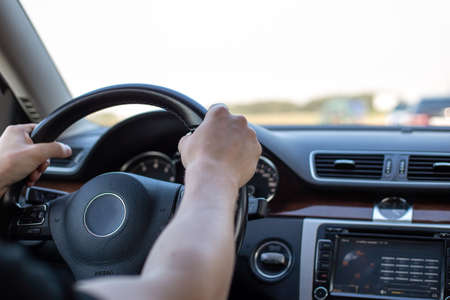 Kfz-Versicherung und Fahrerkreis: Wer darf das Fahrzeug mitversichert fahren?