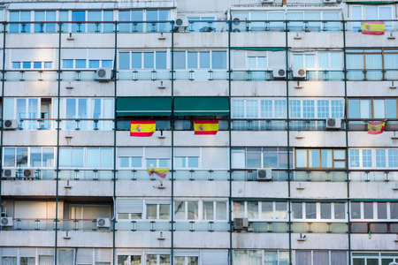 Wohngebäudeversicherung bei Eigentümergemeinschaften (WEG): Besonderheiten für Mehrparteienhäuser