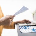 Selbständige Eltern und Familienversicherung – Besonderheiten und Lösungen